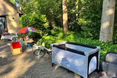 Garagesale-1