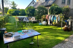 Garagesale-3
