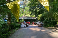 Garagesale-4