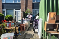 Garagesale-8