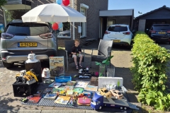Garagesale-9